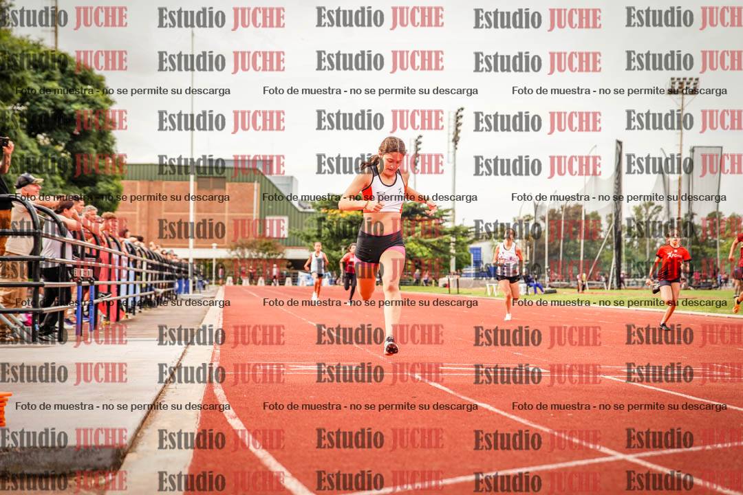 Fotos de los 150 m de mujeres