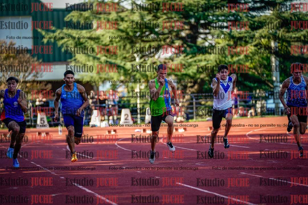 Fotos de los 100 m llanos de varones - FINAL