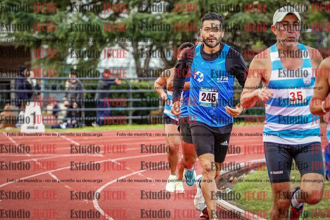 Fotos de los 1500 m llanos de varones