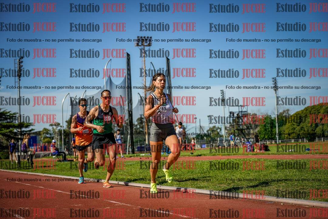 Fotos de los 5000 m llanos de mujeres y varones