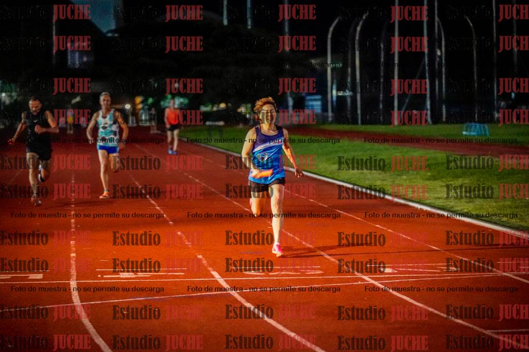 Fotos de las postas 4x100 m mixtas