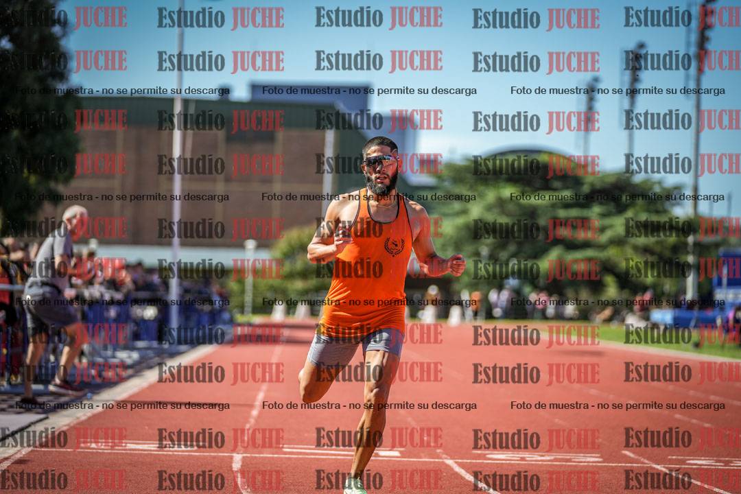Fotos de los 400 m llanos de varones