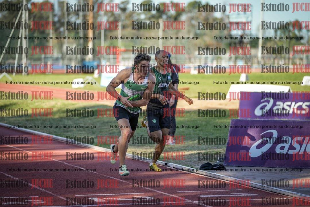 Fotos de las Postas 4x400 m de varones