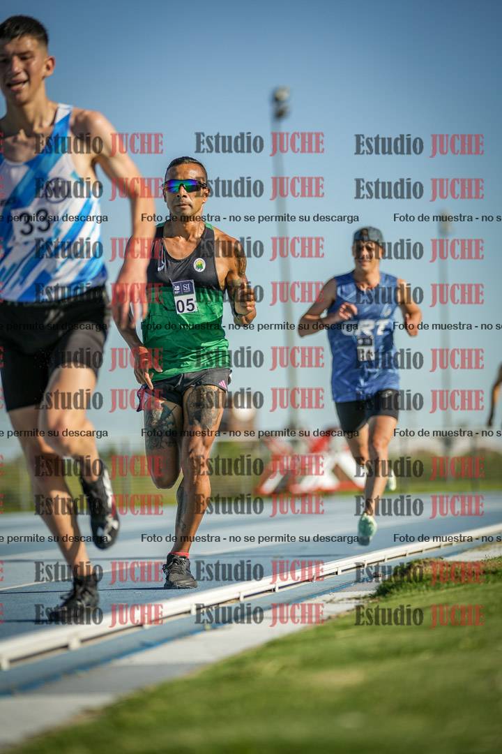 Fotos de los 3000 m llanos de varones