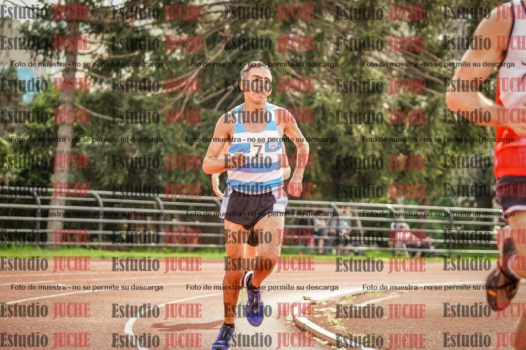 Fotos de los 3000 m llanos de varones
