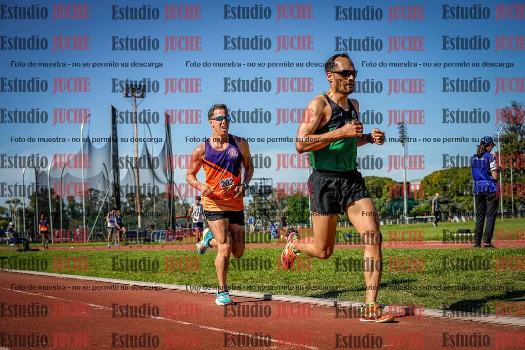 Fotos de los 5000 m llanos de mujeres y varones