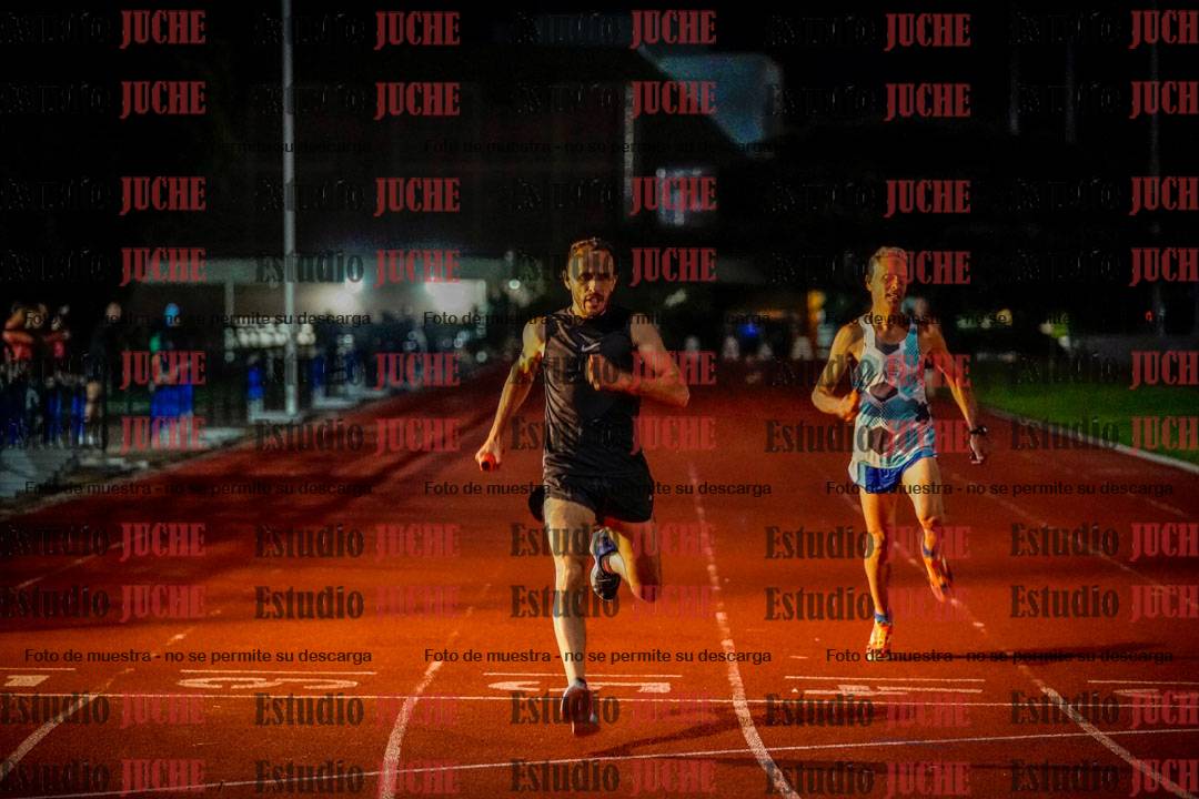 Fotos de las postas 4x100 m mixtas