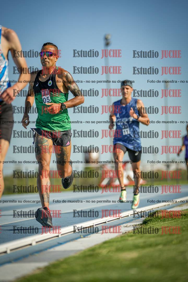 Fotos de los 3000 m llanos de varones
