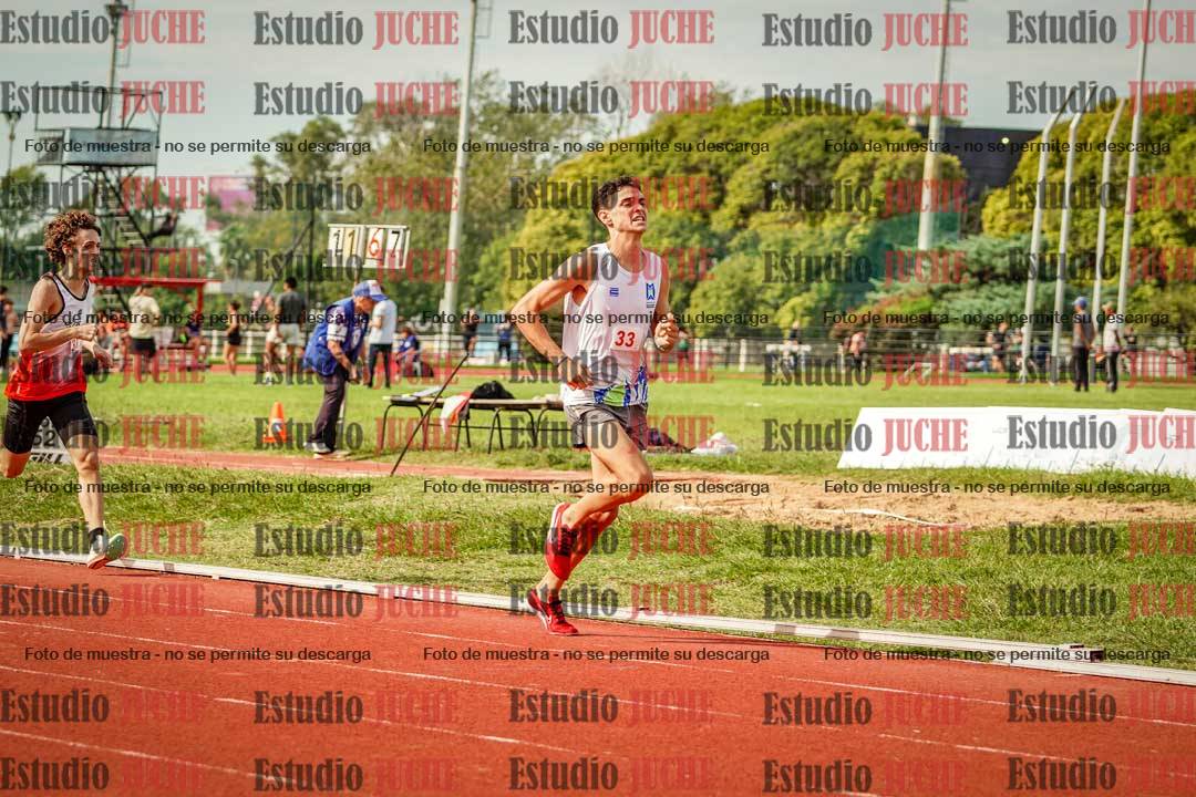Fotos de los 800 m llanos de varones
