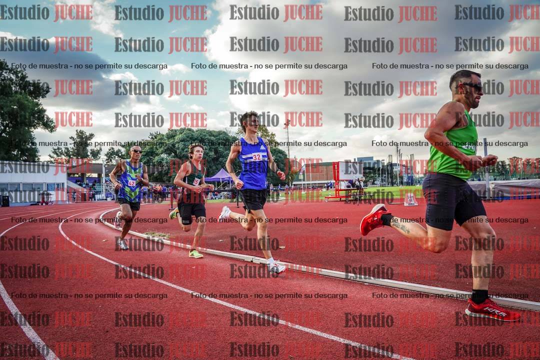 Fotos de los 1500 m llanos de varones