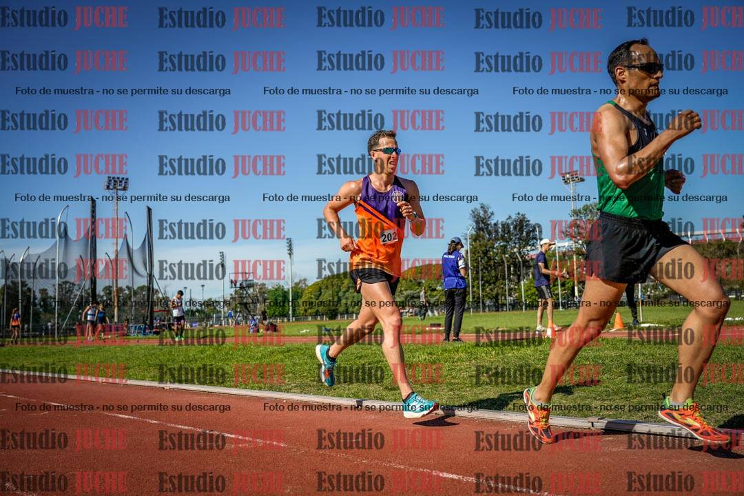 Fotos de los 5000 m llanos de mujeres y varones