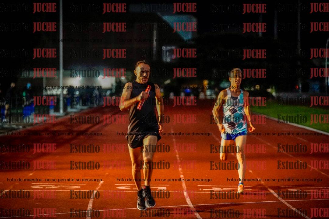 Fotos de las postas 4x100 m mixtas