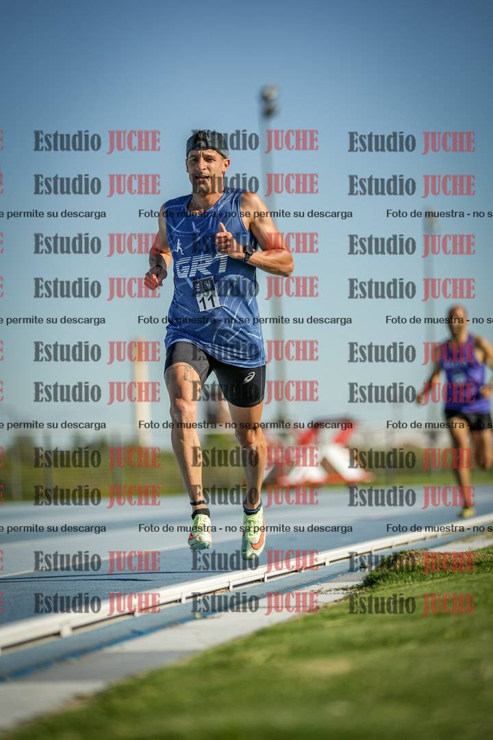 Fotos de los 3000 m llanos de varones