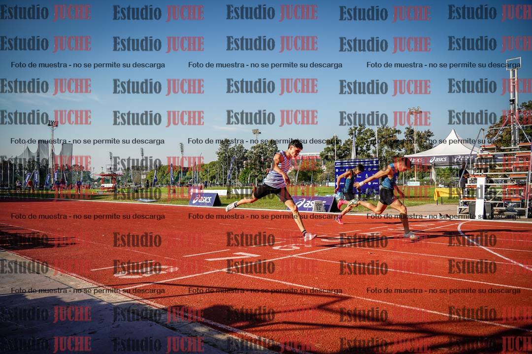 Fotos de los 400 m con vallas de varones