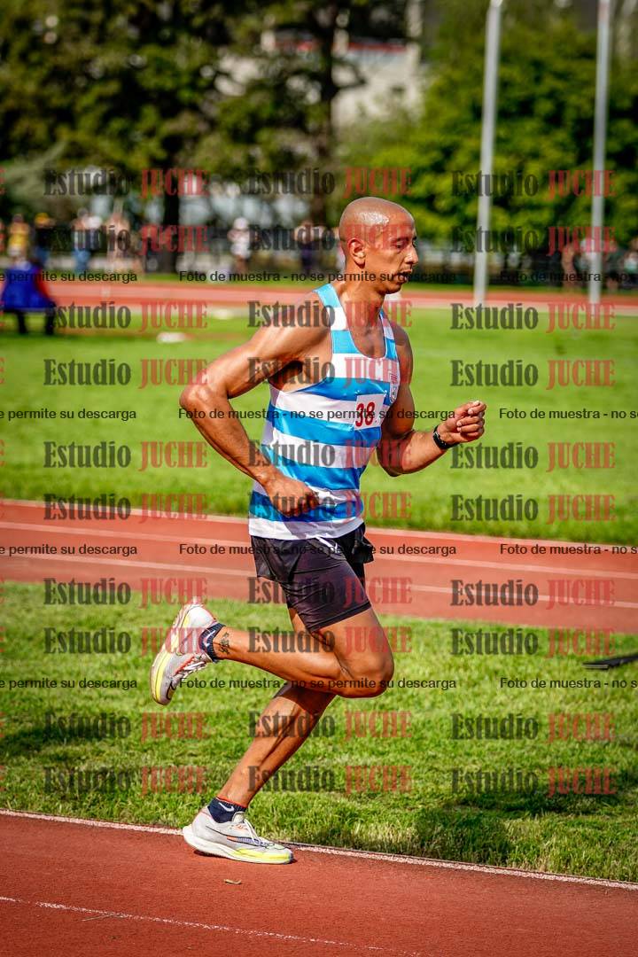 Fotos de los 3000 m llanos de varones