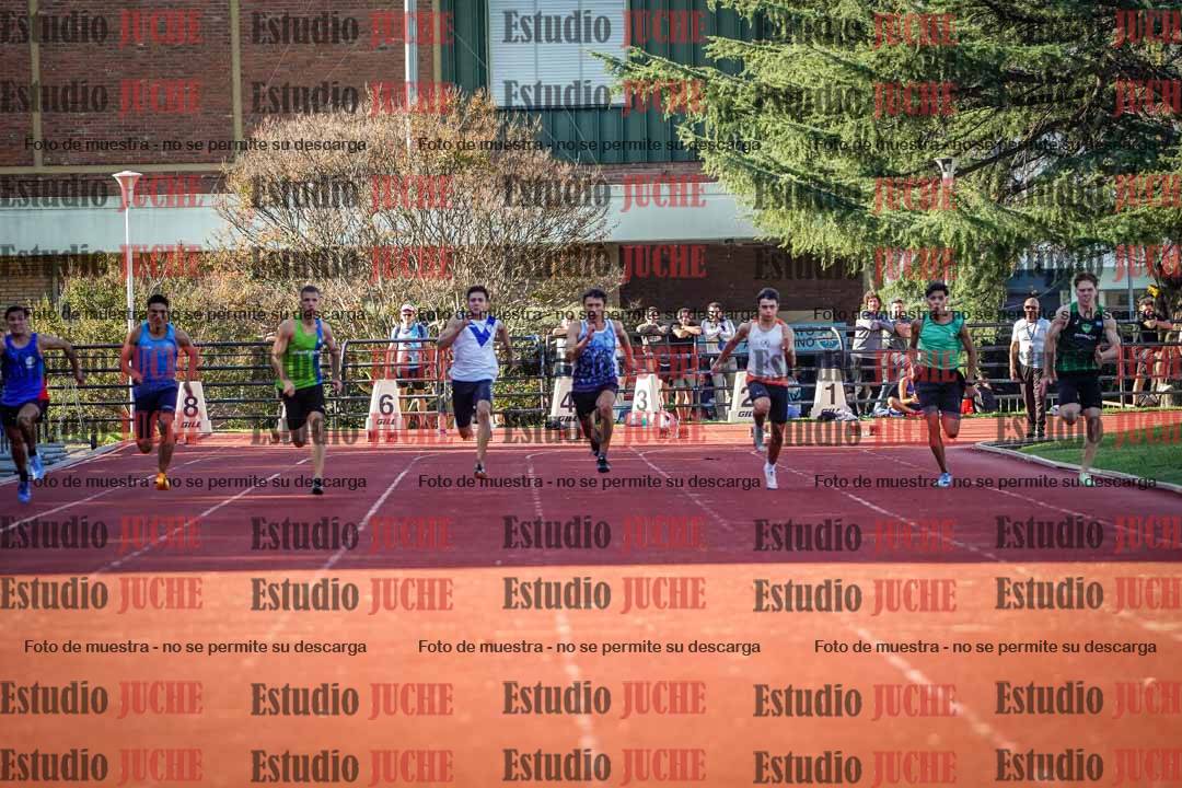 Fotos de los 100 m llanos de varones - FINAL