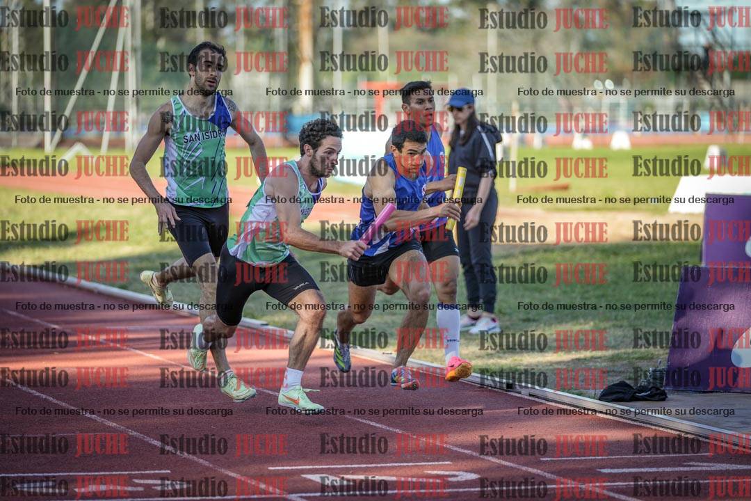 Fotos de las Postas 4x400 m de varones