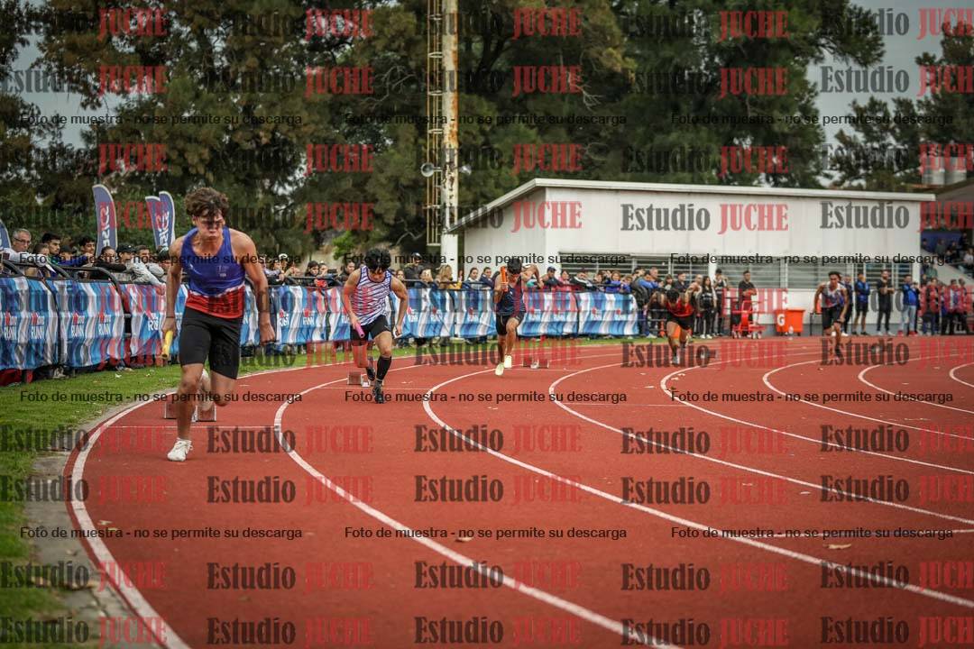 Fotos de las postas 4x100 m llanos de varones