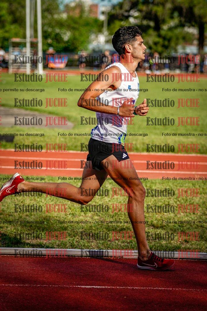 Fotos de los 3000 m llanos de varones