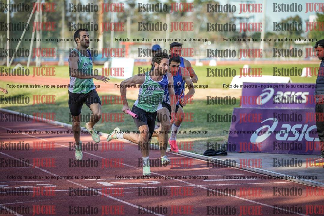 Fotos de las Postas 4x400 m de varones
