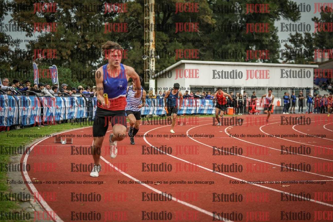 Fotos de las postas 4x100 m llanos de varones