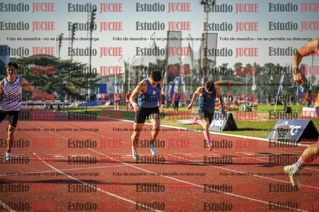 Fotos de los 400 m con vallas de varones