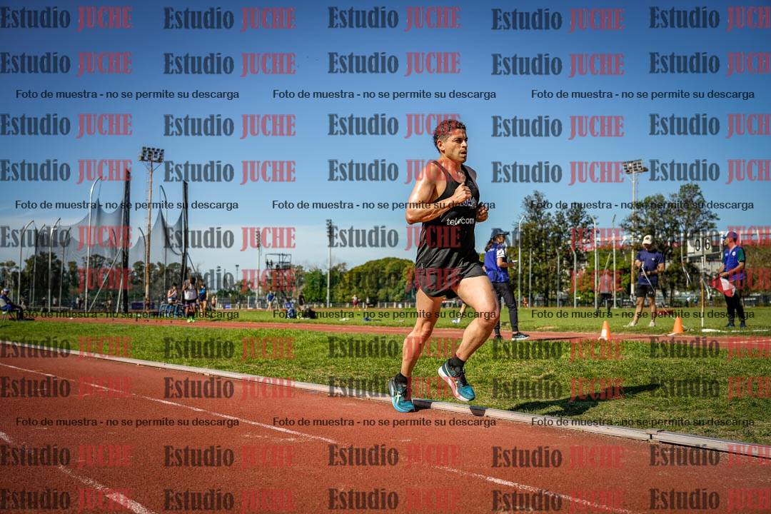 Fotos de los 5000 m llanos de mujeres y varones