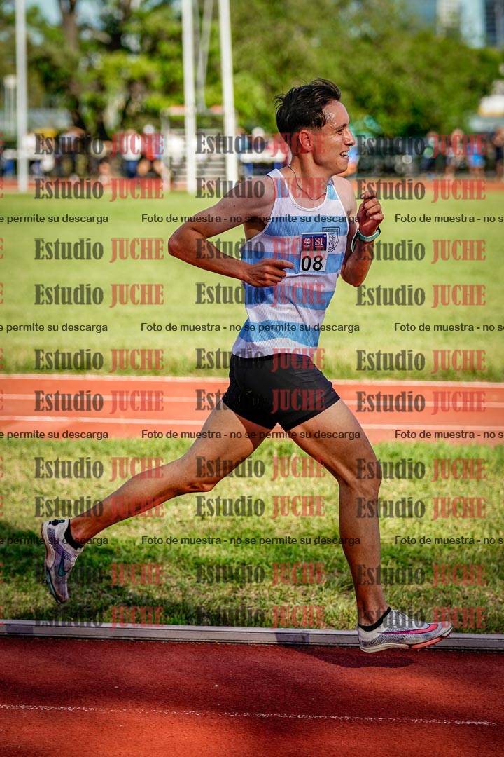 Fotos de los 3000 m llanos de varones