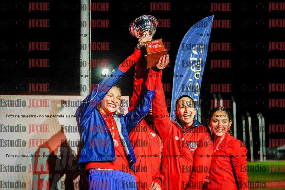 Fotos de algunos extras y podios del día 3