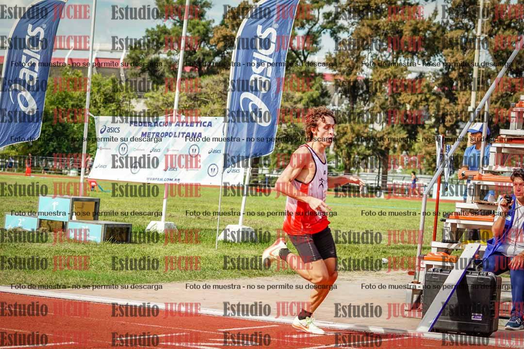 Fotos de los 800 m llanos de varones