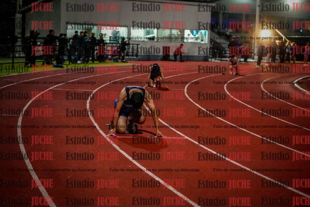 Fotos de las postas 4x400 m mixtas