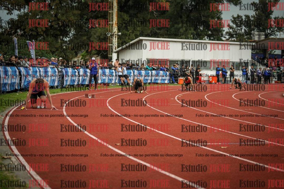 Fotos de las postas 4x100 m llanos de varones