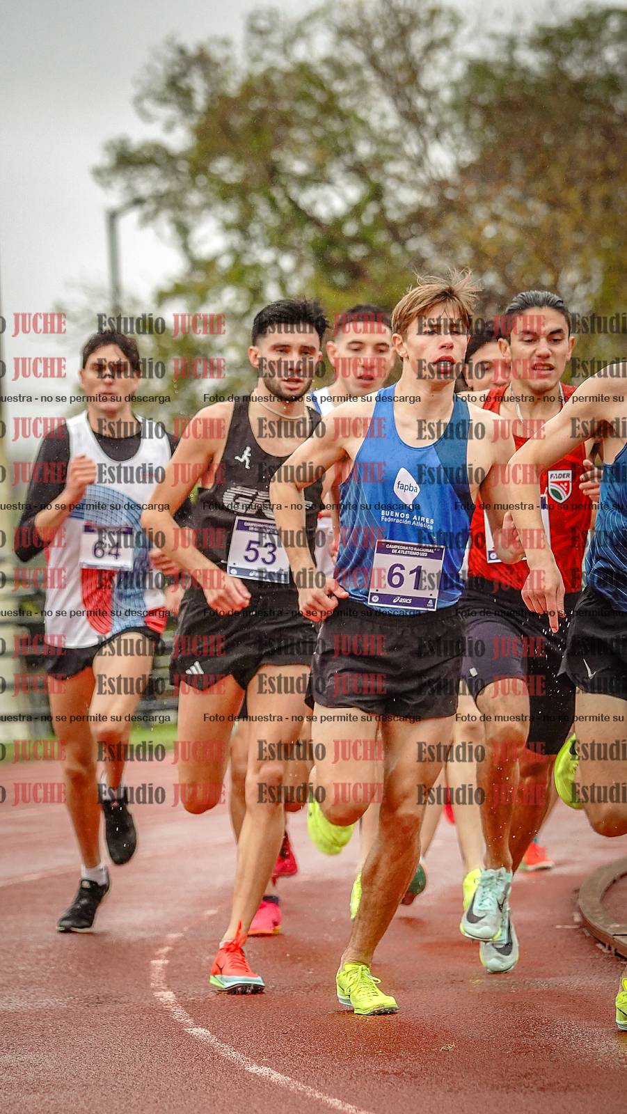 Fotos de los 1500 m llanos de varones