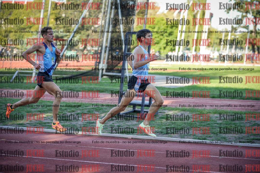 Fotos de los 3000 m llanos de varones