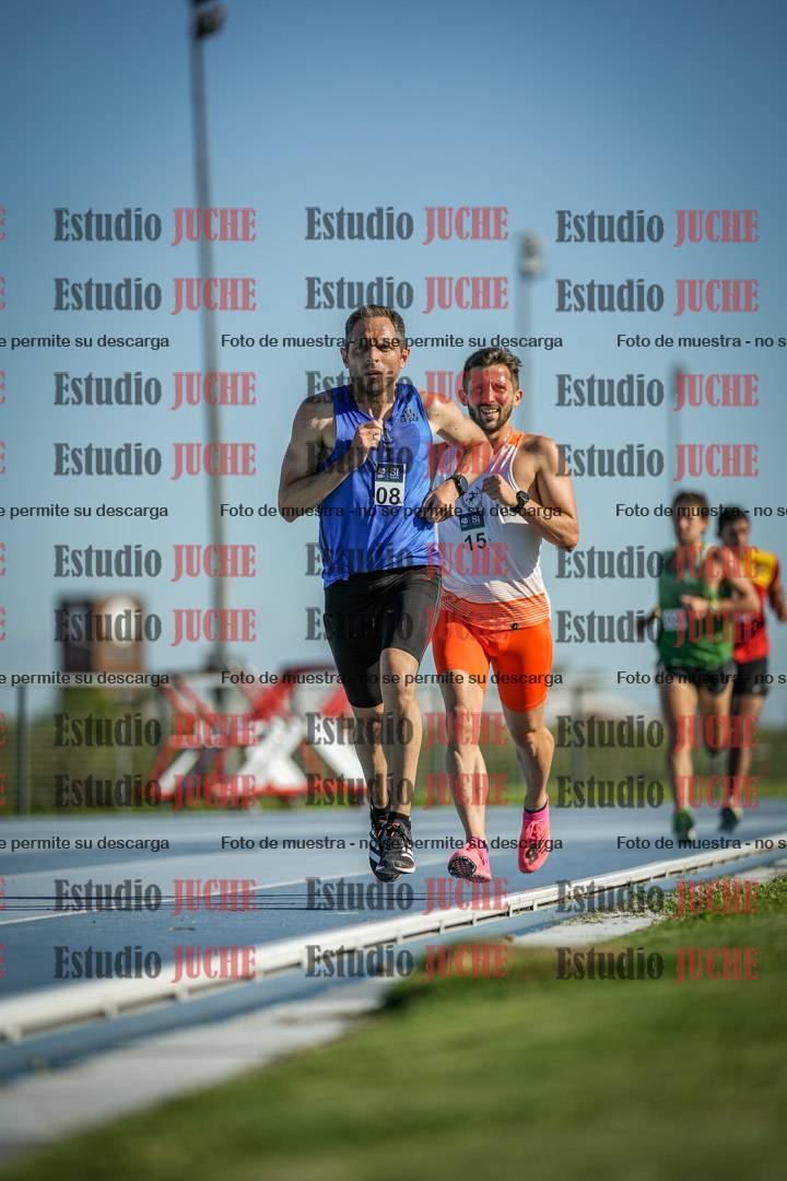 Fotos de los 3000 m llanos de varones