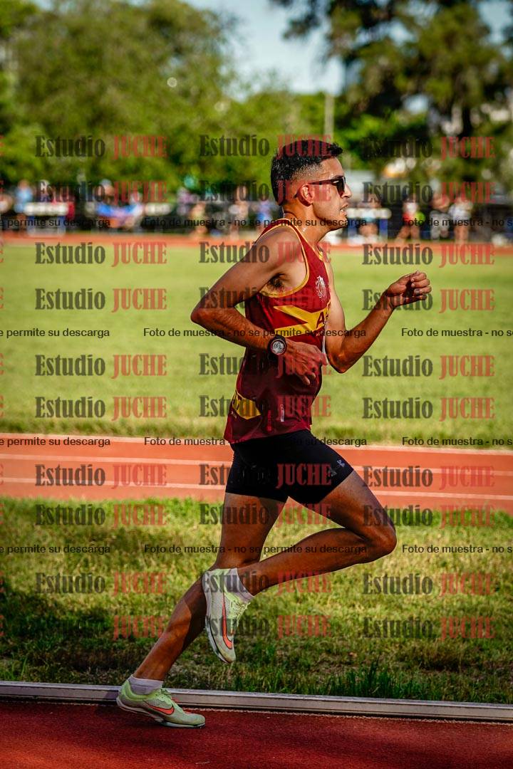 Fotos de los 3000 m llanos de varones