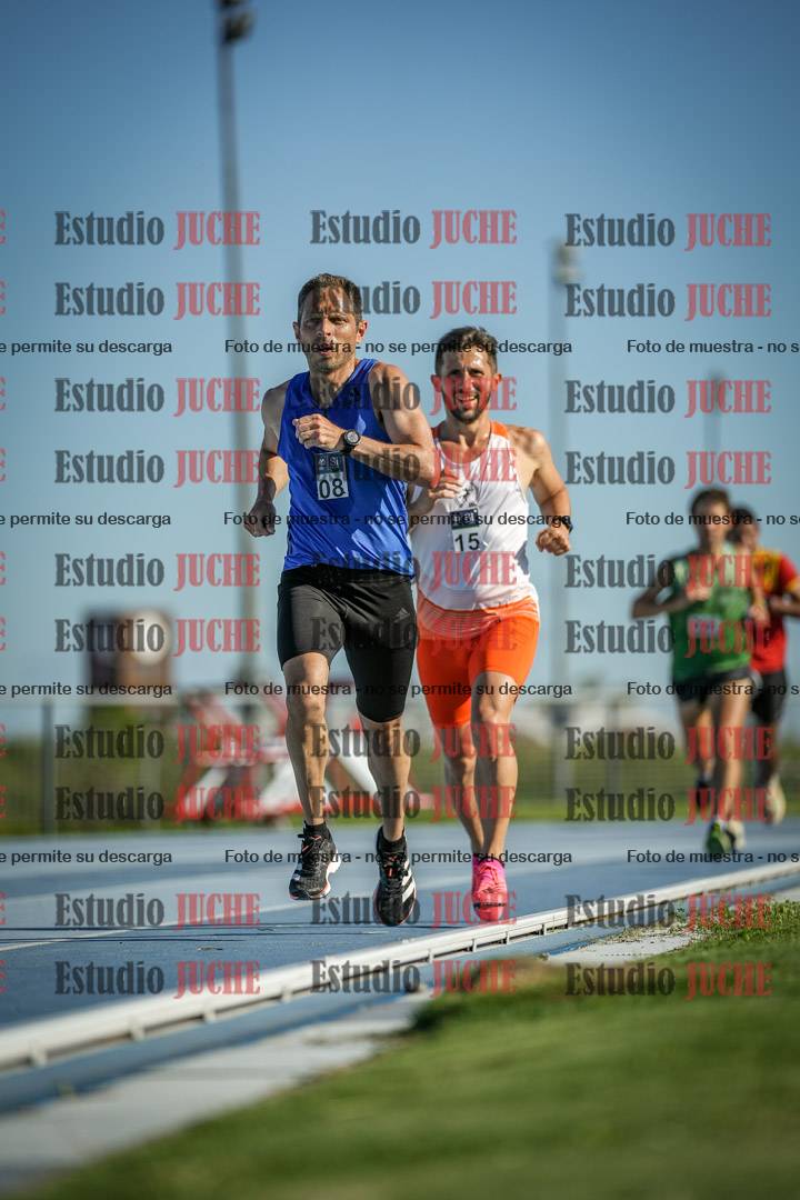 Fotos de los 3000 m llanos de varones