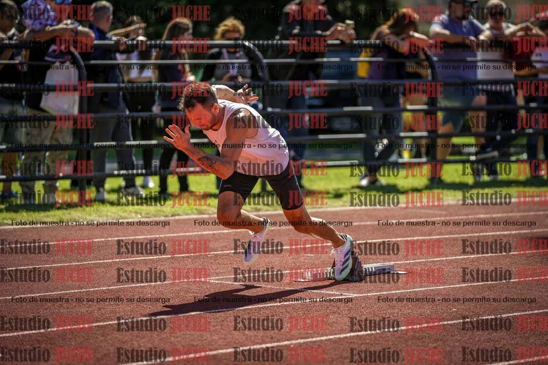 Fotos de los 400 m llanos de varones