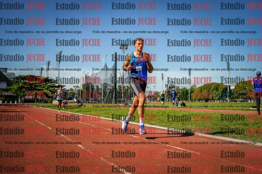 Fotos de los 5000 m llanos de mujeres y varones