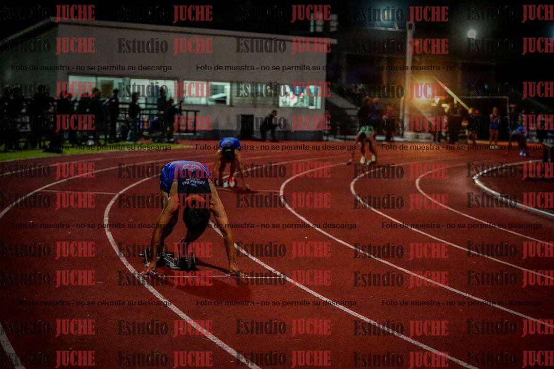 Fotos de las postas 4x400 m mixtas