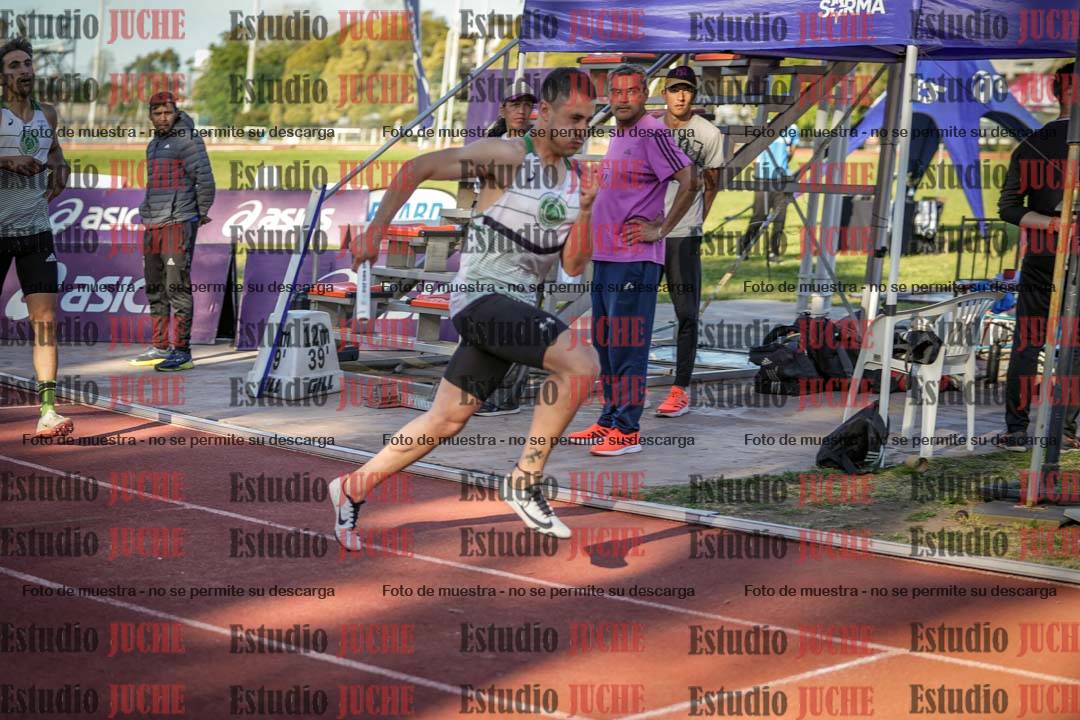 Fotos de las Postas 4x400 m de varones