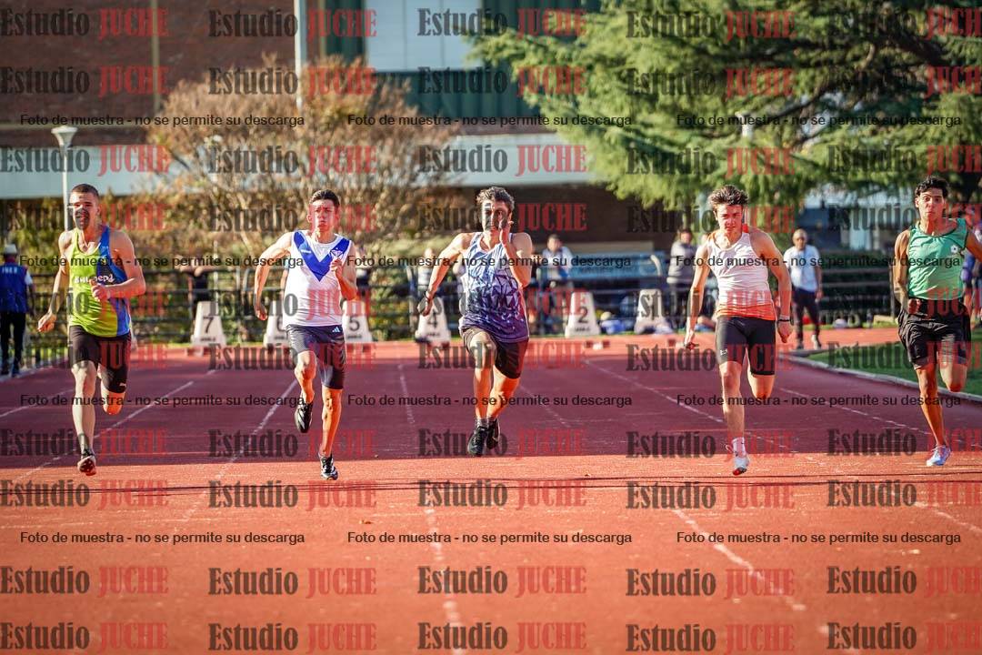 Fotos de los 100 m llanos de varones - FINAL