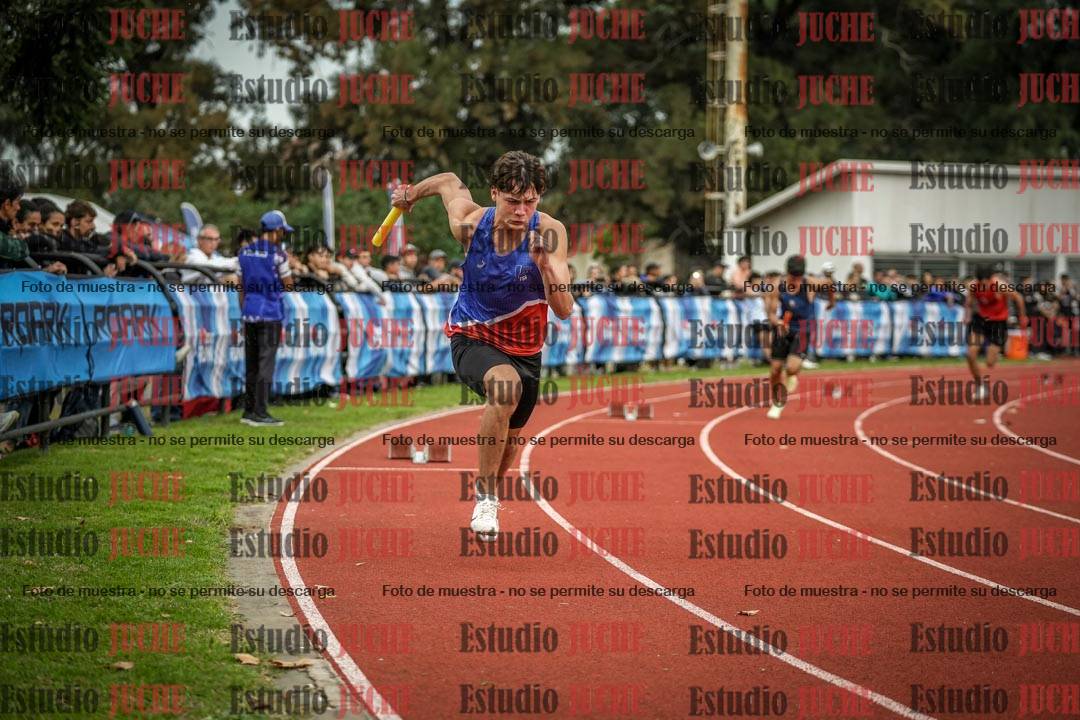 Fotos de las postas 4x100 m llanos de varones