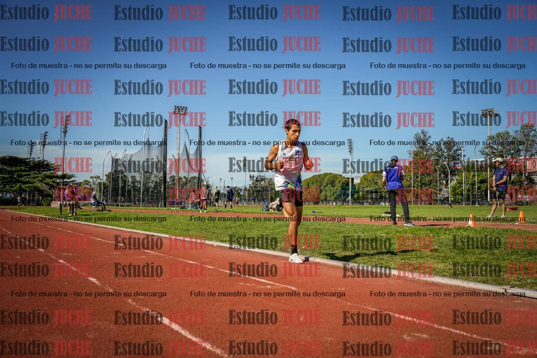 Fotos de los 5000 m llanos de mujeres y varones