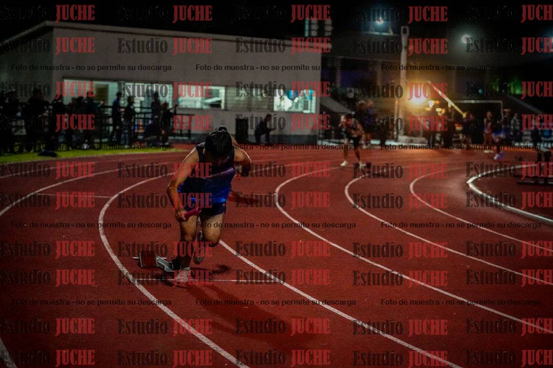 Fotos de las postas 4x400 m mixtas