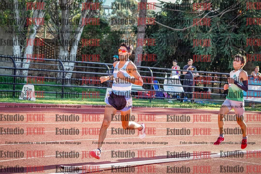 Fotos de los 3000 m llanos de varones