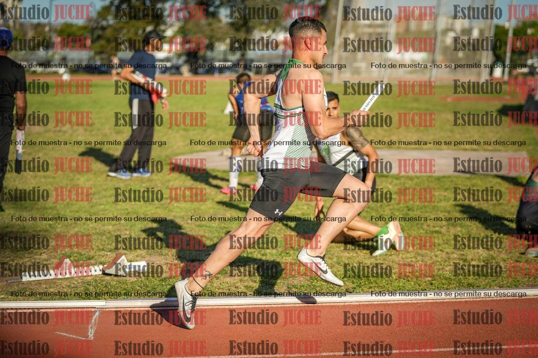 Fotos de las Postas 4x400 m de varones