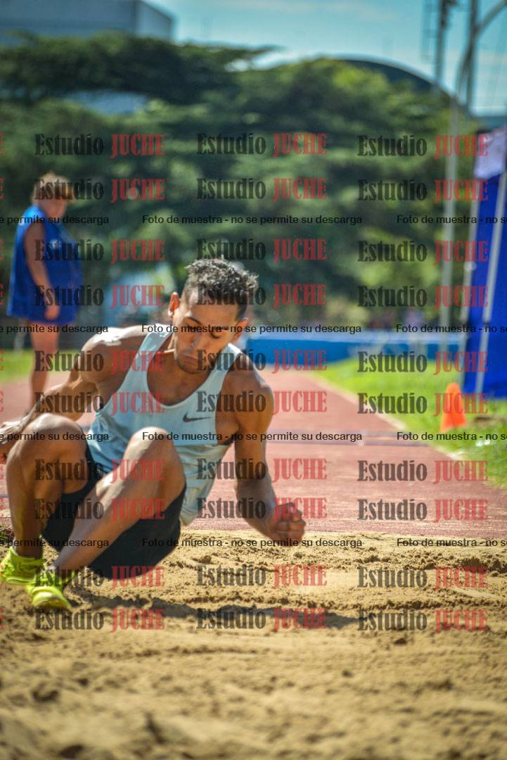 Fotos del salto triple de varones