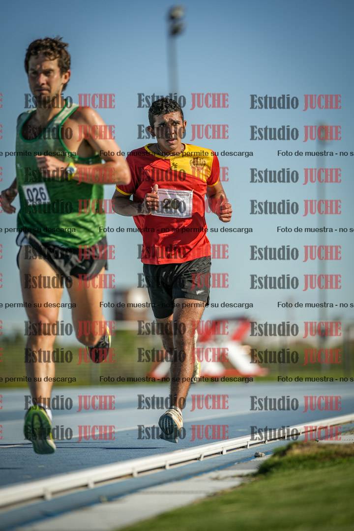 Fotos de los 3000 m llanos de varones
