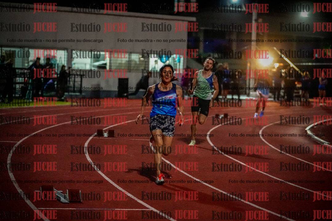 Fotos de las postas 4x400 m mixtas
